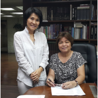 Ms. Naomi Mes of International School-Manila with Mrs. Edna Ocampo of Young Achievers International School